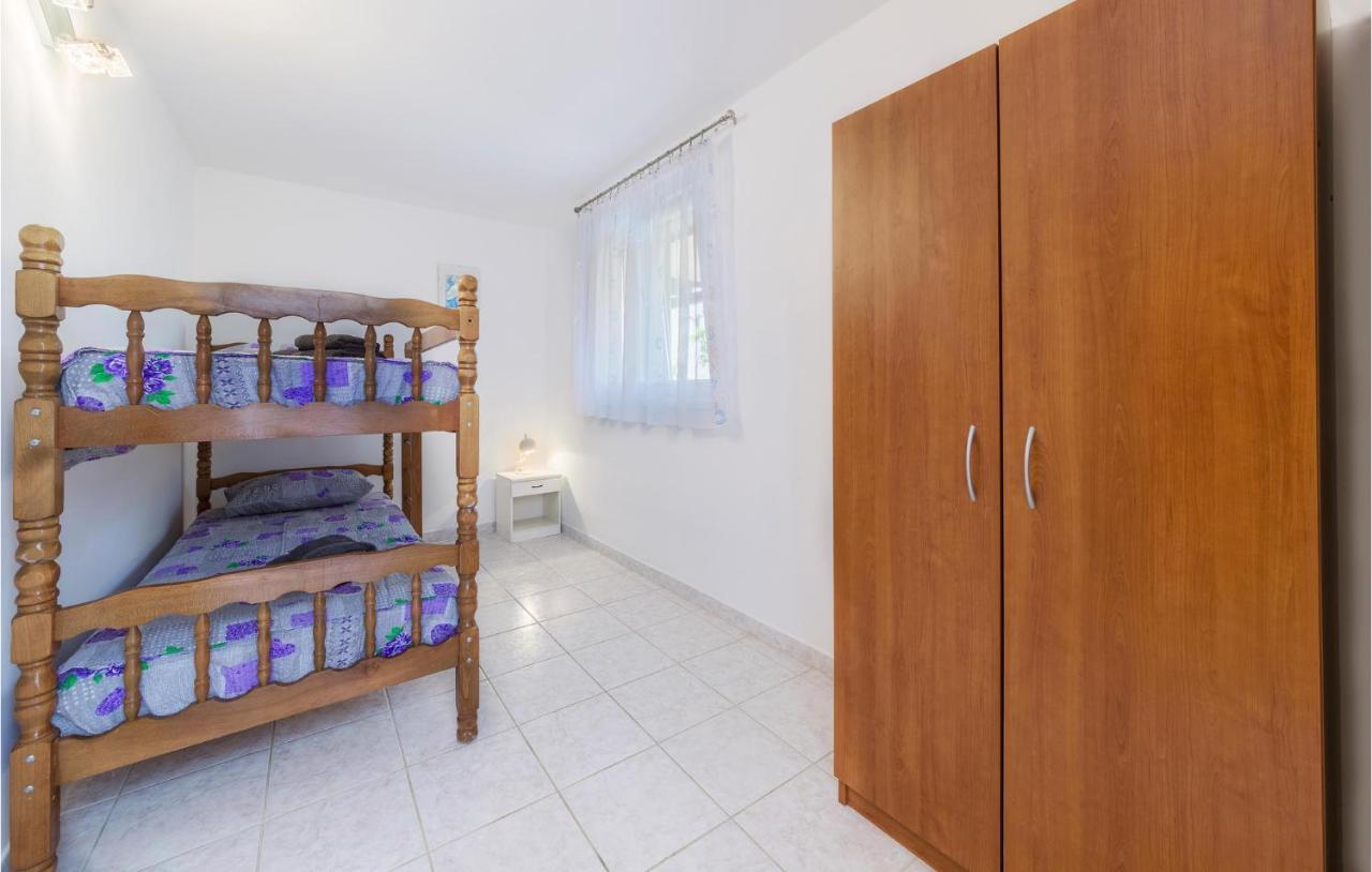 Cozy Apartment In Pula With Kitchen Eksteriør billede